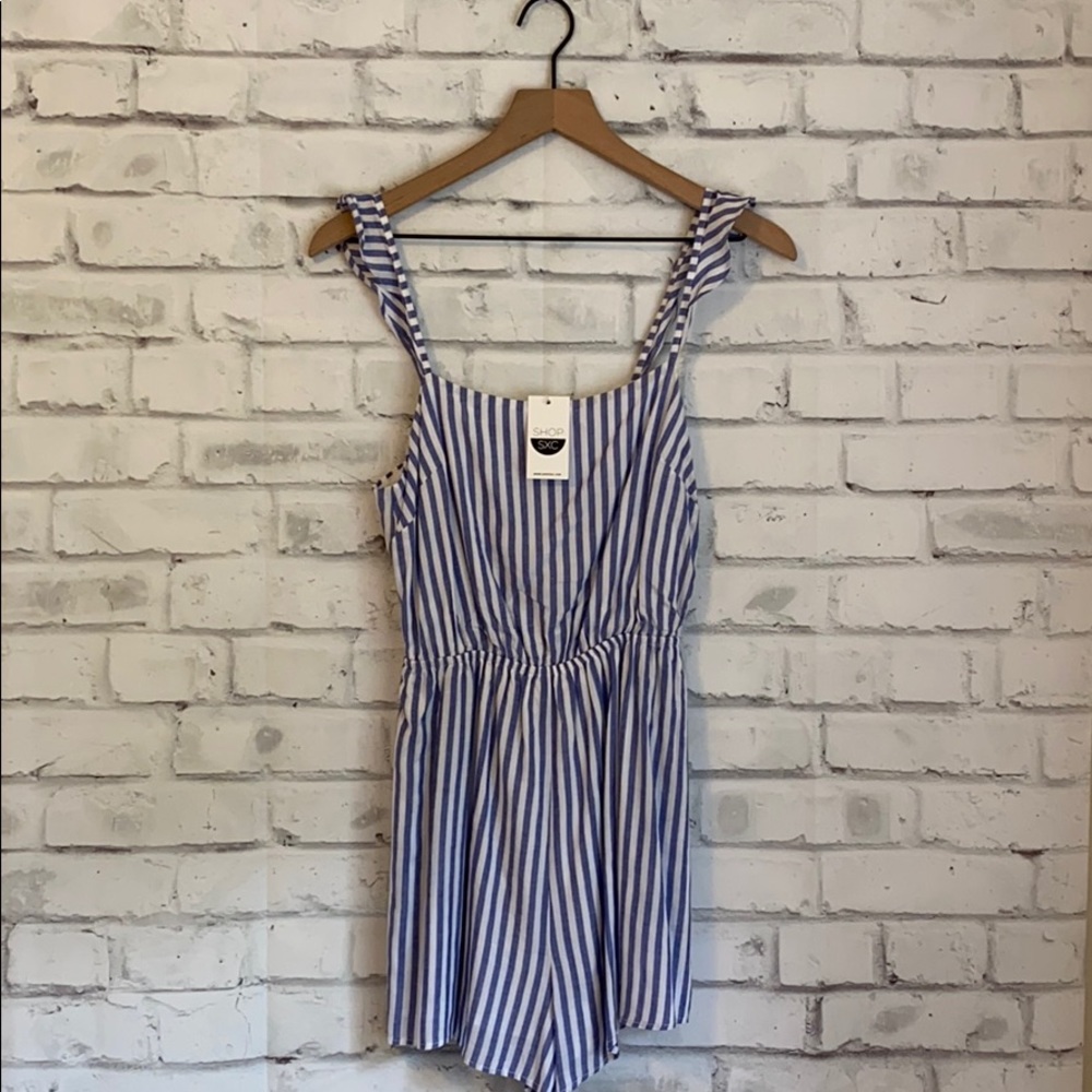 NWT Victoria + Sophia striped romper